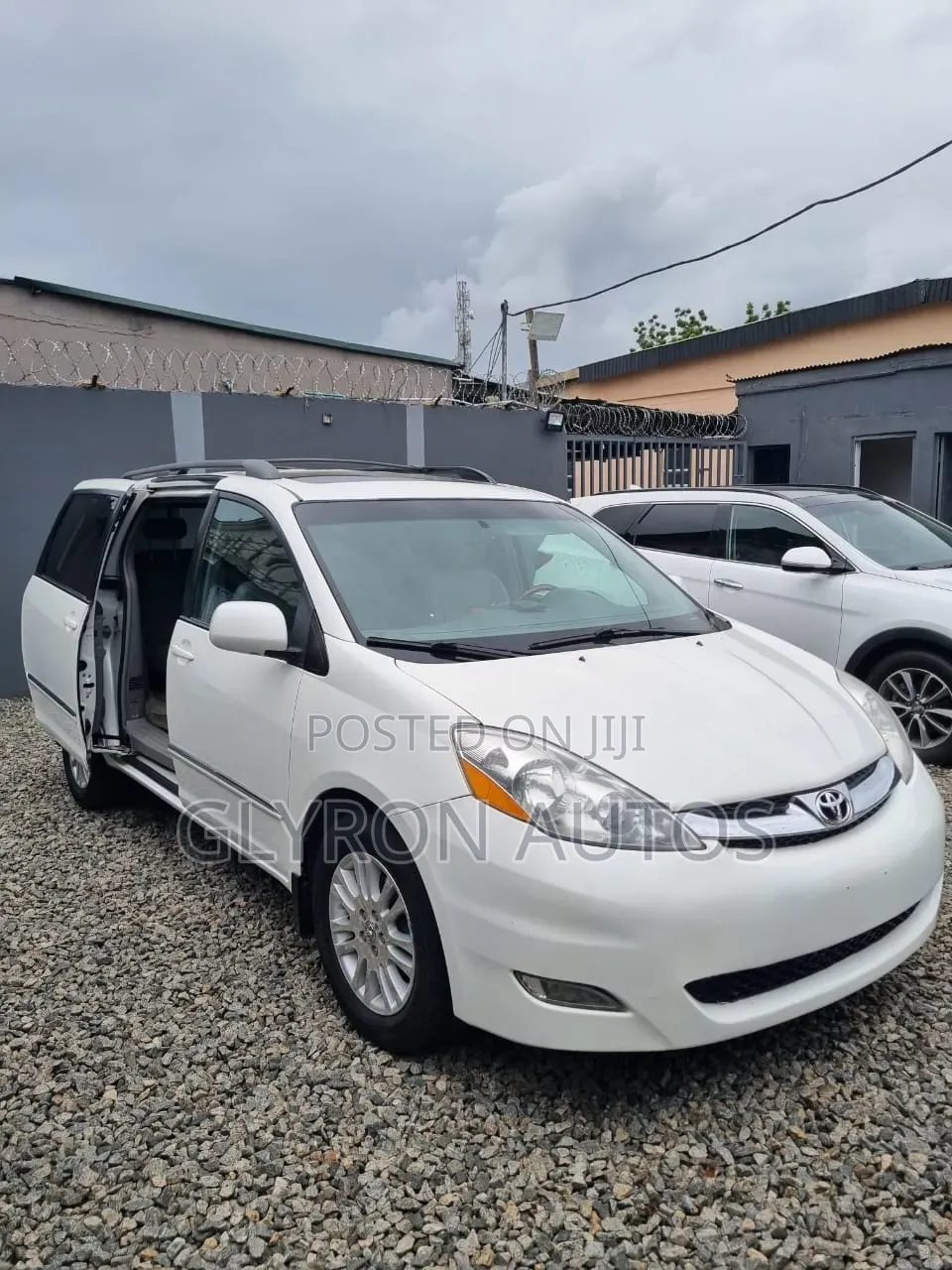 Toyota Sienna XLE Limited 4WD 2007 White