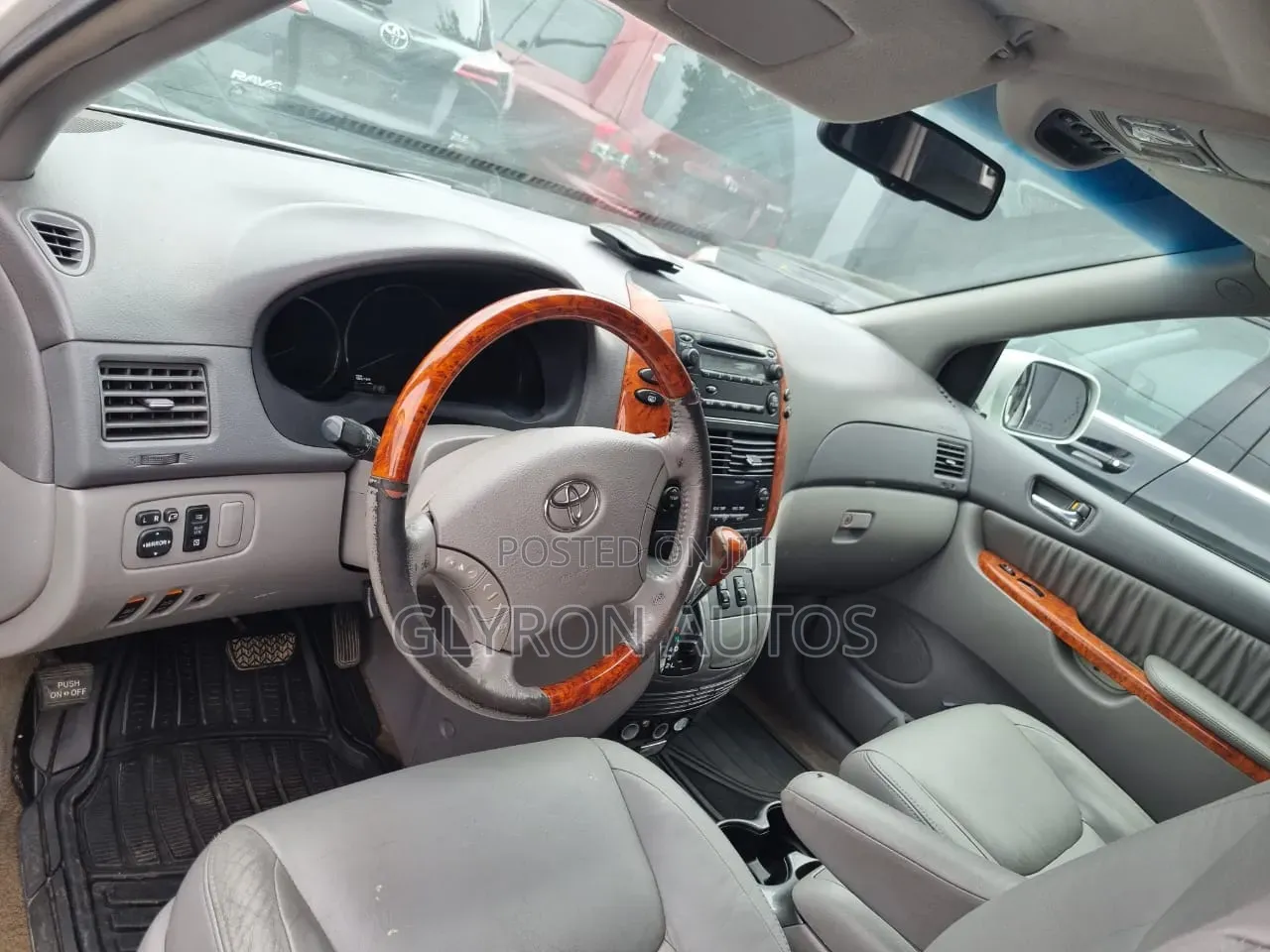 Toyota Sienna XLE Limited 4WD 2007 White