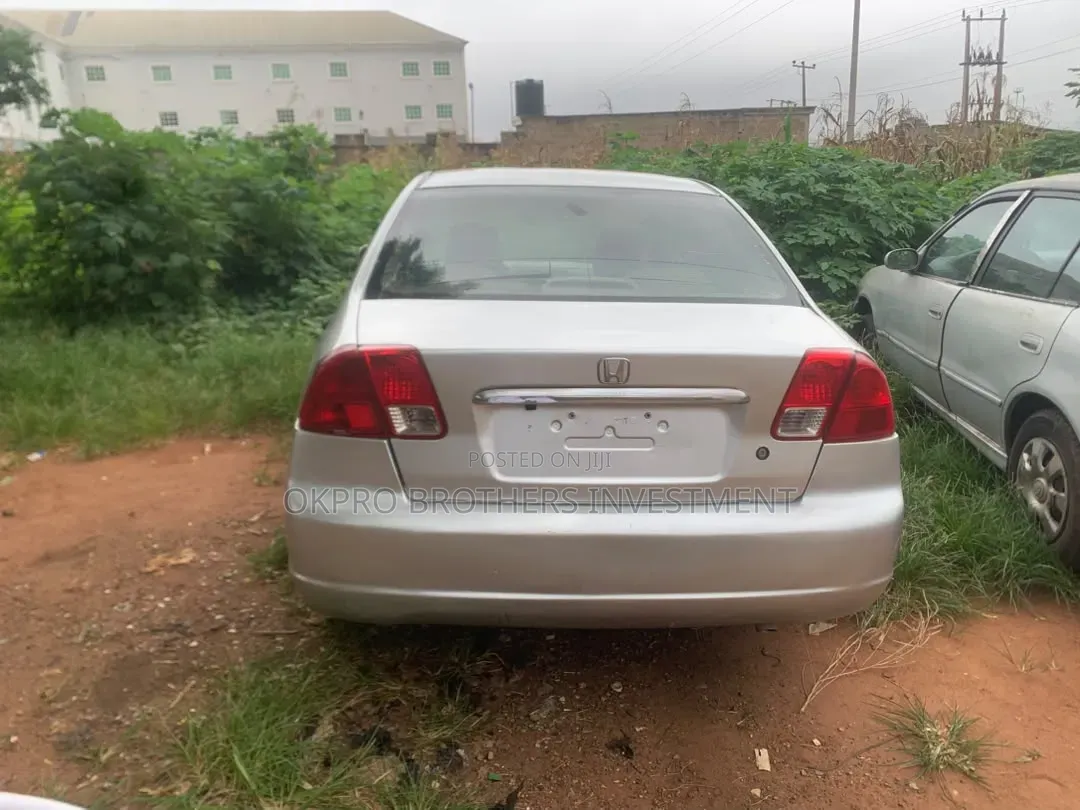 Honda Civic 2005 Silver