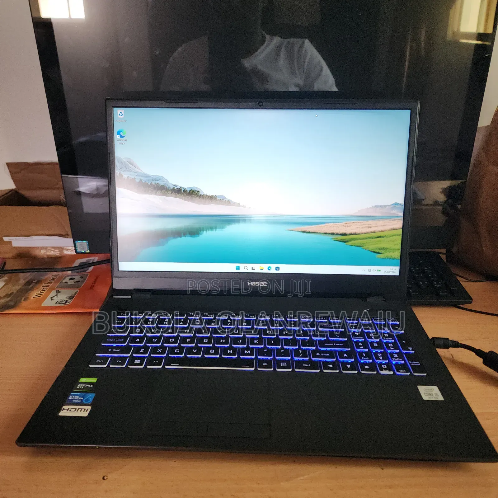 Laptop Hasee TWS 16GB Intel Core i5 HDD+SSD 500GB