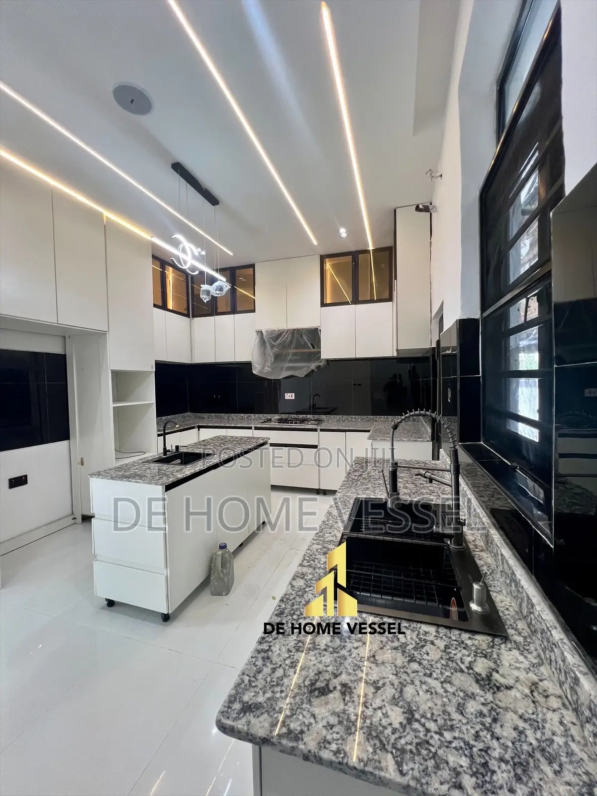 4bdrm Duplex in Sangotedo for sale