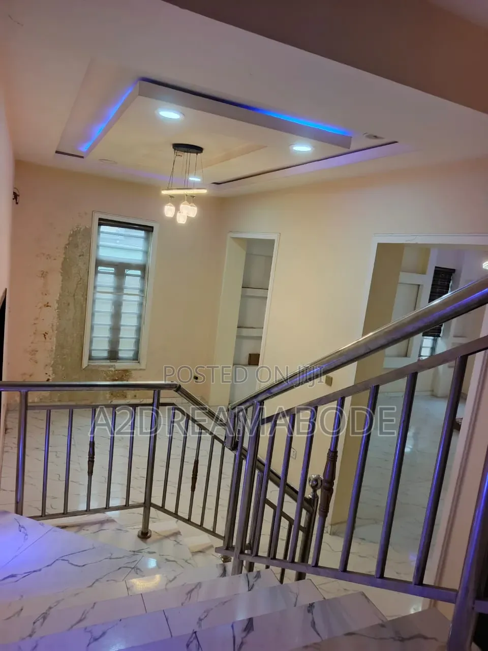 5bdrm Duplex in Omole for rent