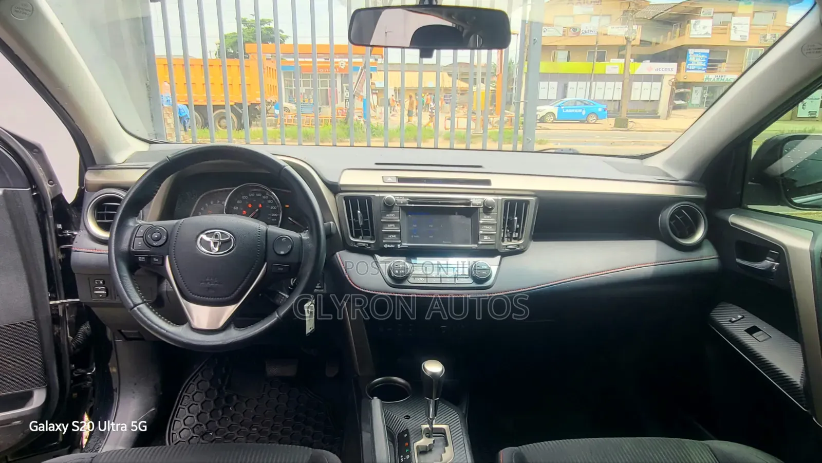 Toyota RAV4 XLE 4dr SUV AWD (2.5L 4cyl 6A) 2015 Black