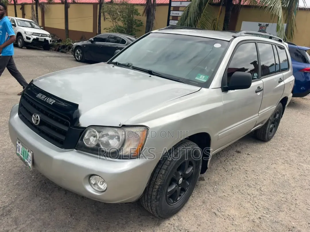 Toyota Highlander V6 AWD 2003 Gray