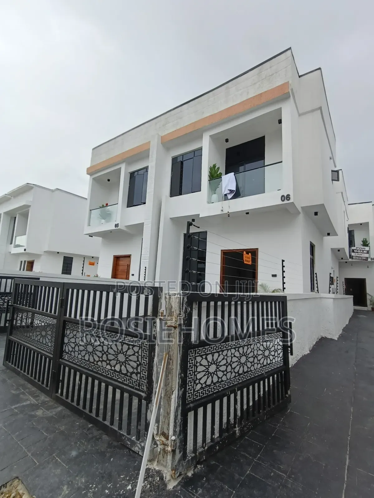 4bdrm Duplex in Ikate Gra, Ikota for sale