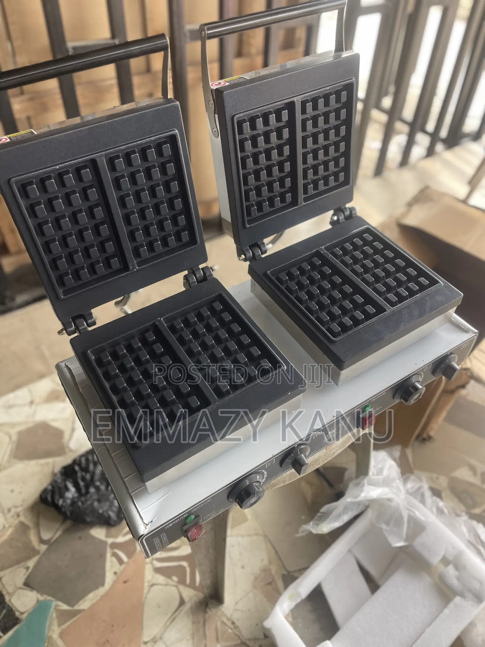 Commercial Double Waffle Maker | Heavy-Duty Electric Waffle Machine