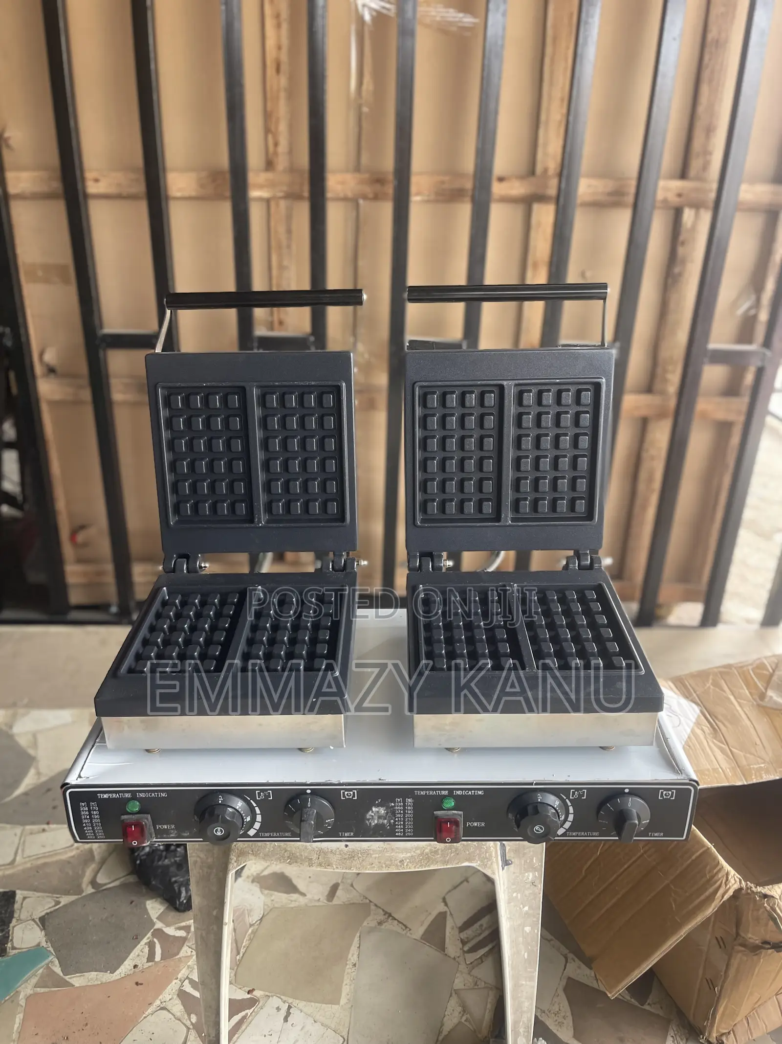 Commercial Double Waffle Maker | Heavy-Duty Electric Waffle Machine