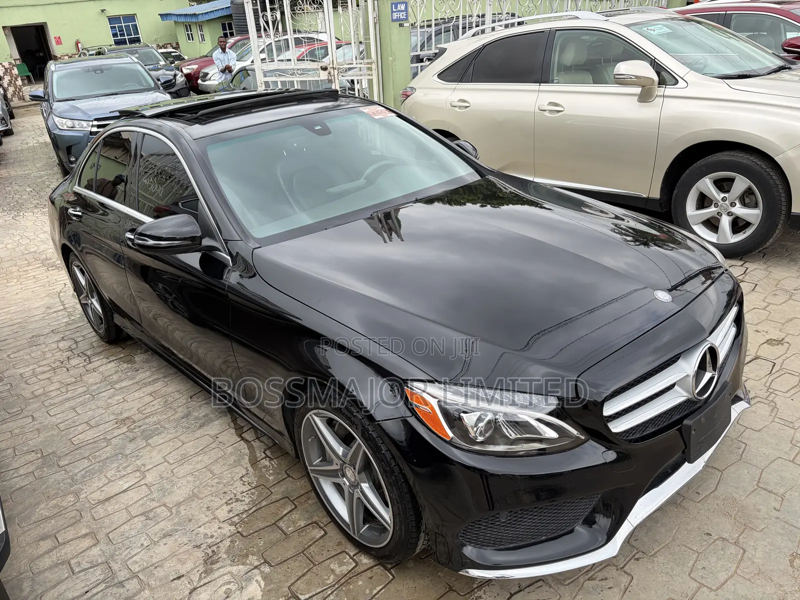 Mercedes-Benz C400 4Matic AWD Sedan (3.0L V6 7A) 2015 Black