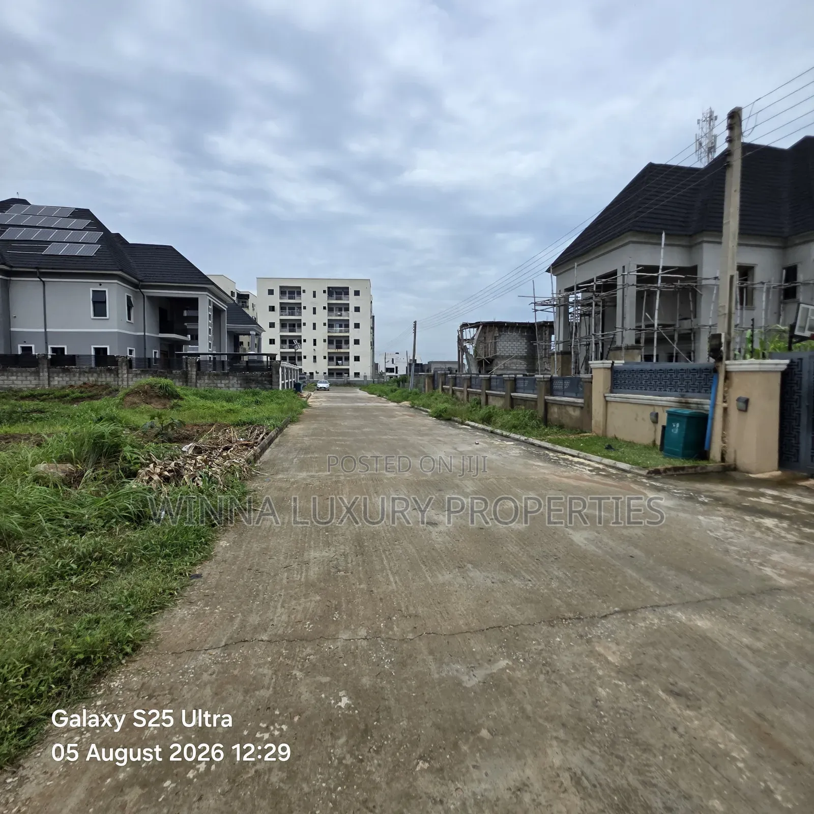 7bdrm Duplex in River Park Estate, Lugbe District for sale