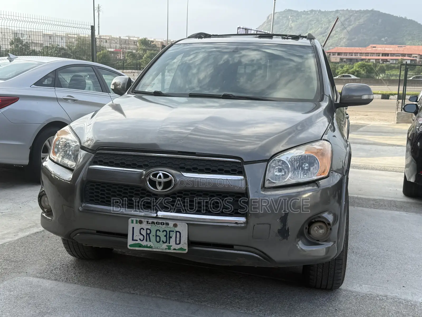 Toyota RAV4 3.5 Limited 4x4 2010 Gold