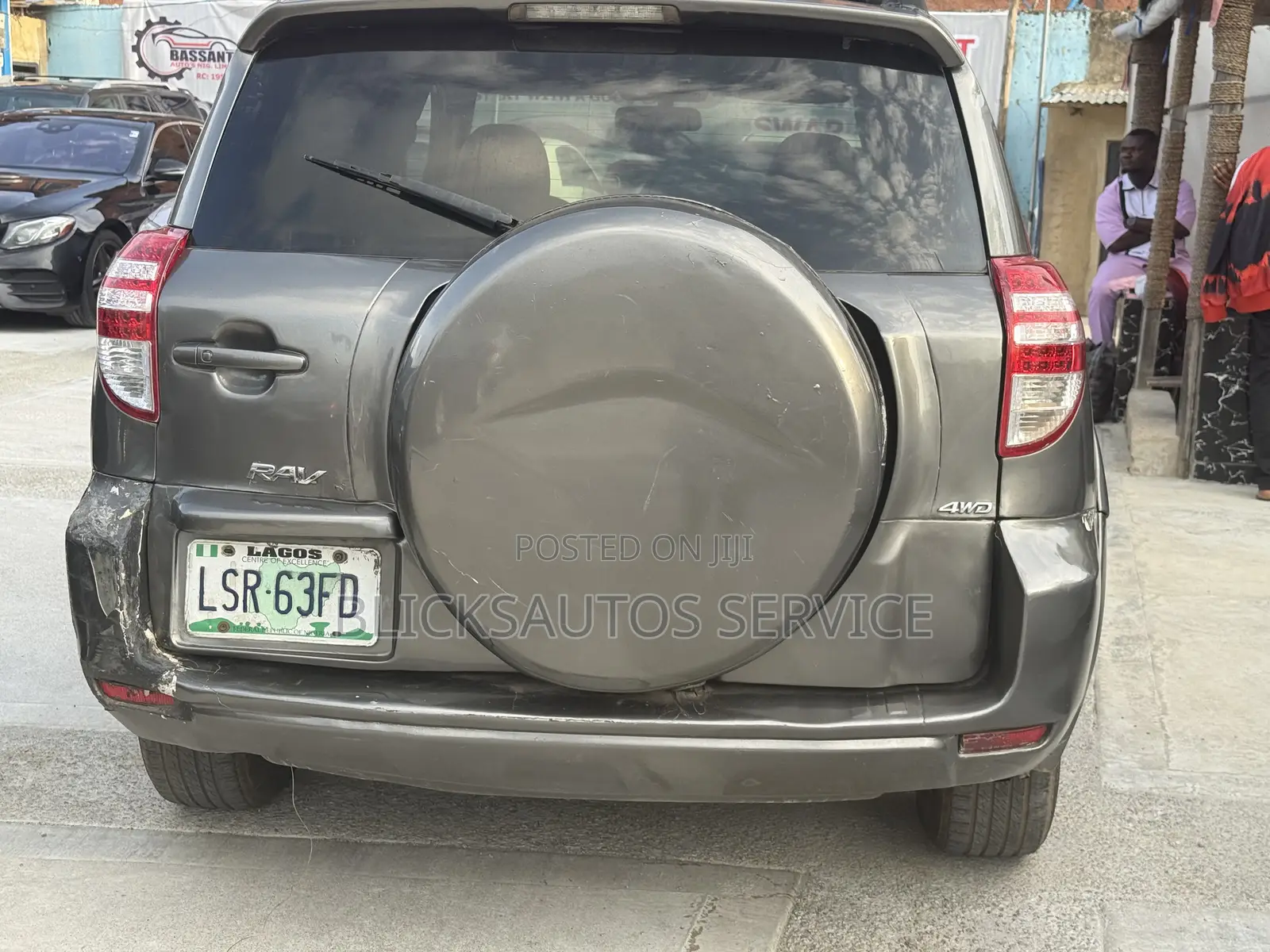 Toyota RAV4 3.5 Limited 4x4 2010 Gold