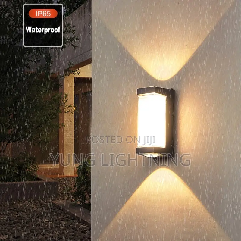 Modern 12W LED Outdoor Wall Light Waterproof Up Down Lamp