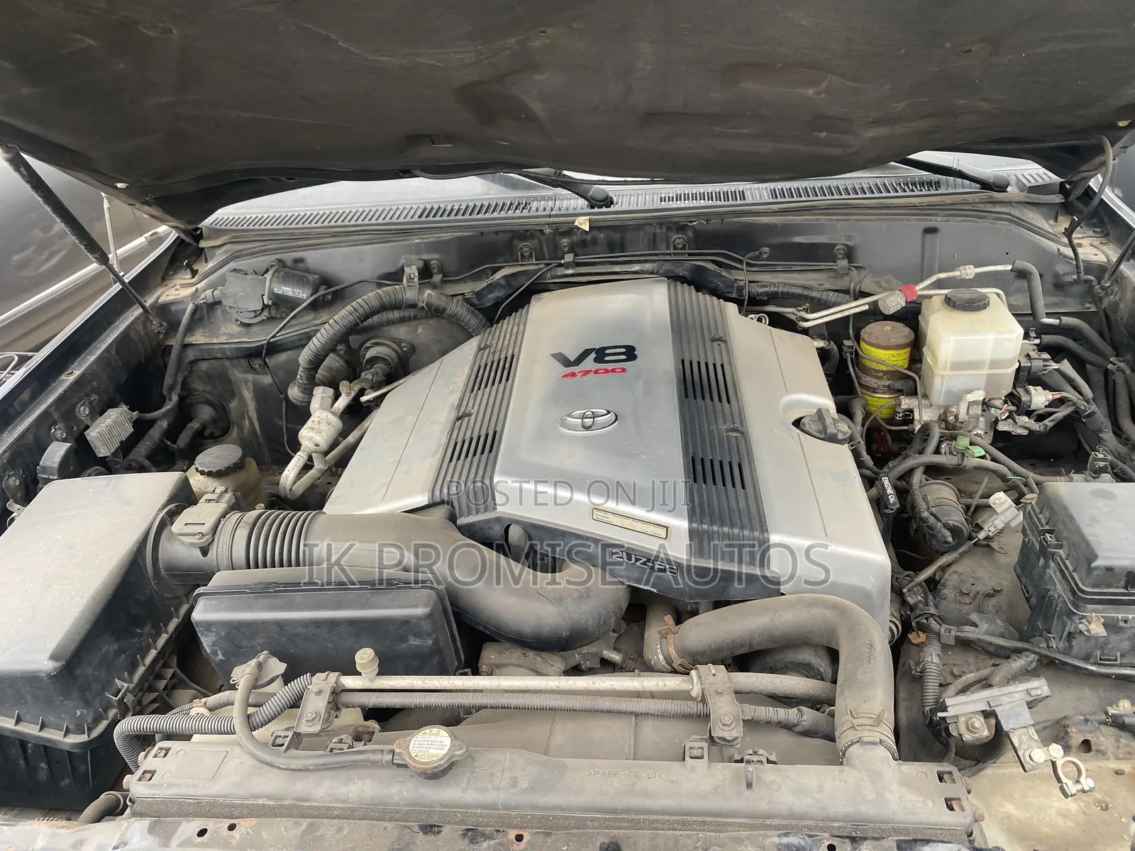 Toyota Land Cruiser 2004 Black