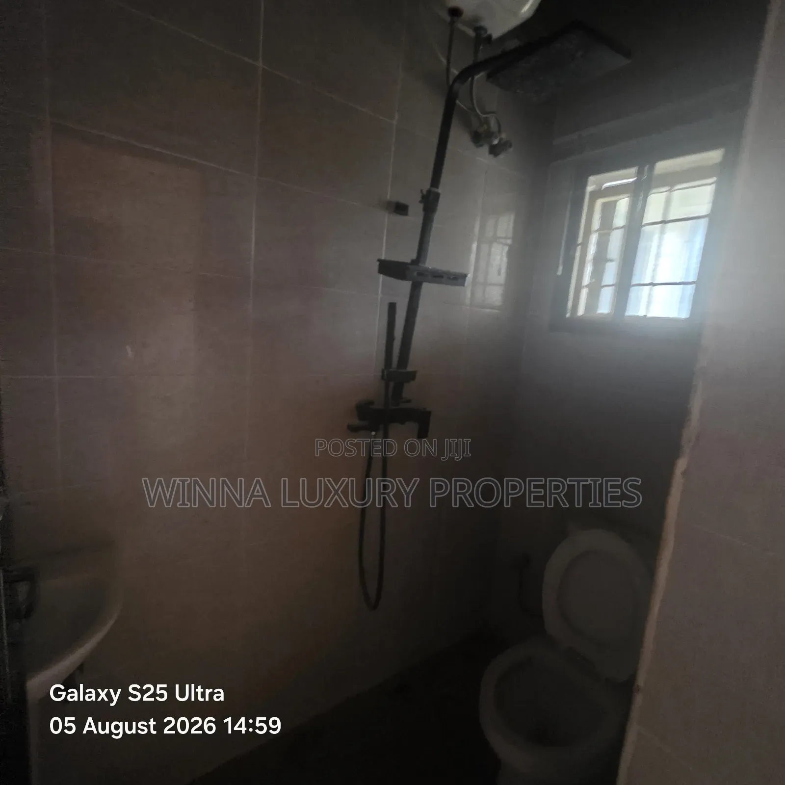 3bdrm Duplex in Crown Vista Estate, Lugbe District for rent