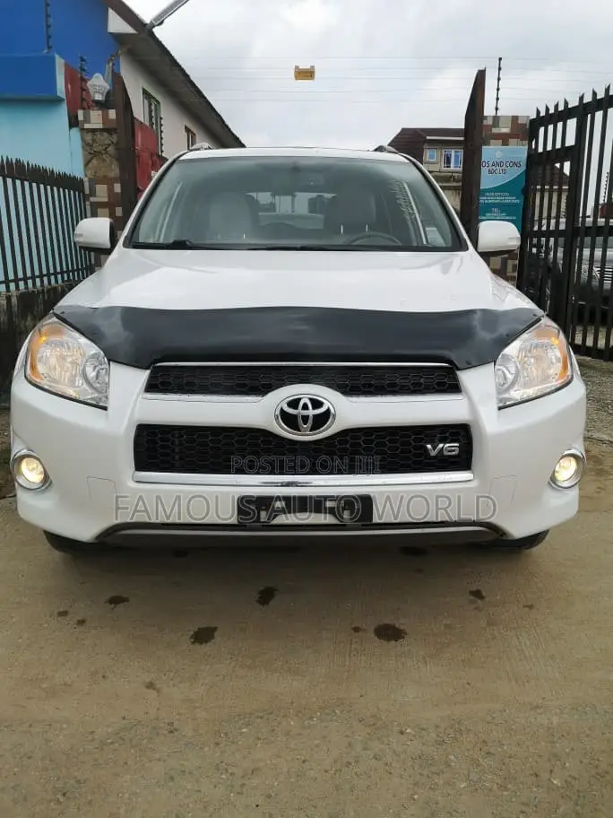 Toyota RAV4 3.5 Limited 4x4 2012 White
