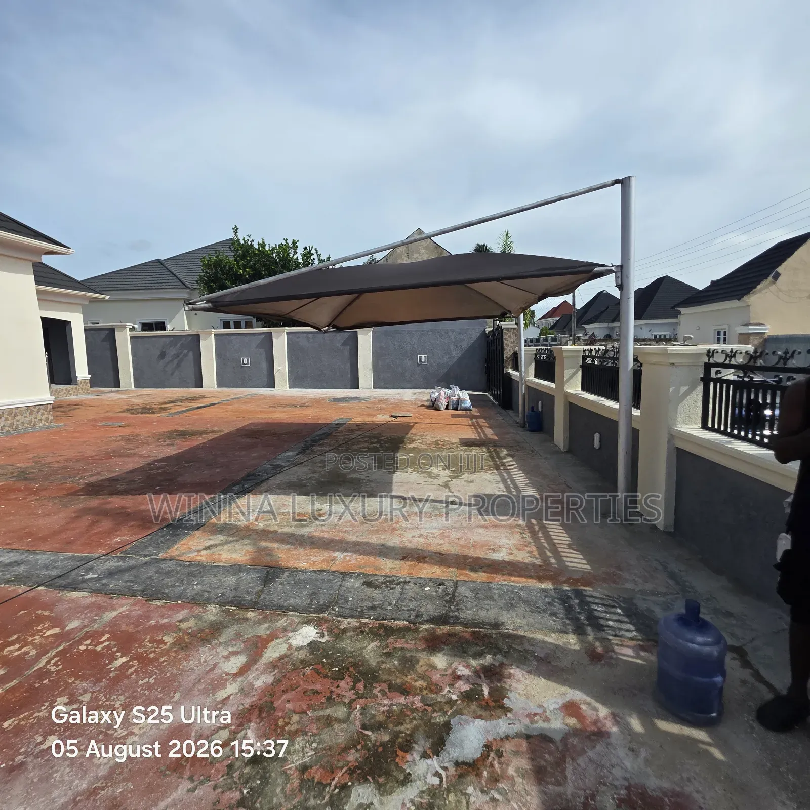 3bdrm Bungalow in Monarch Estate, Lugbe District for rent
