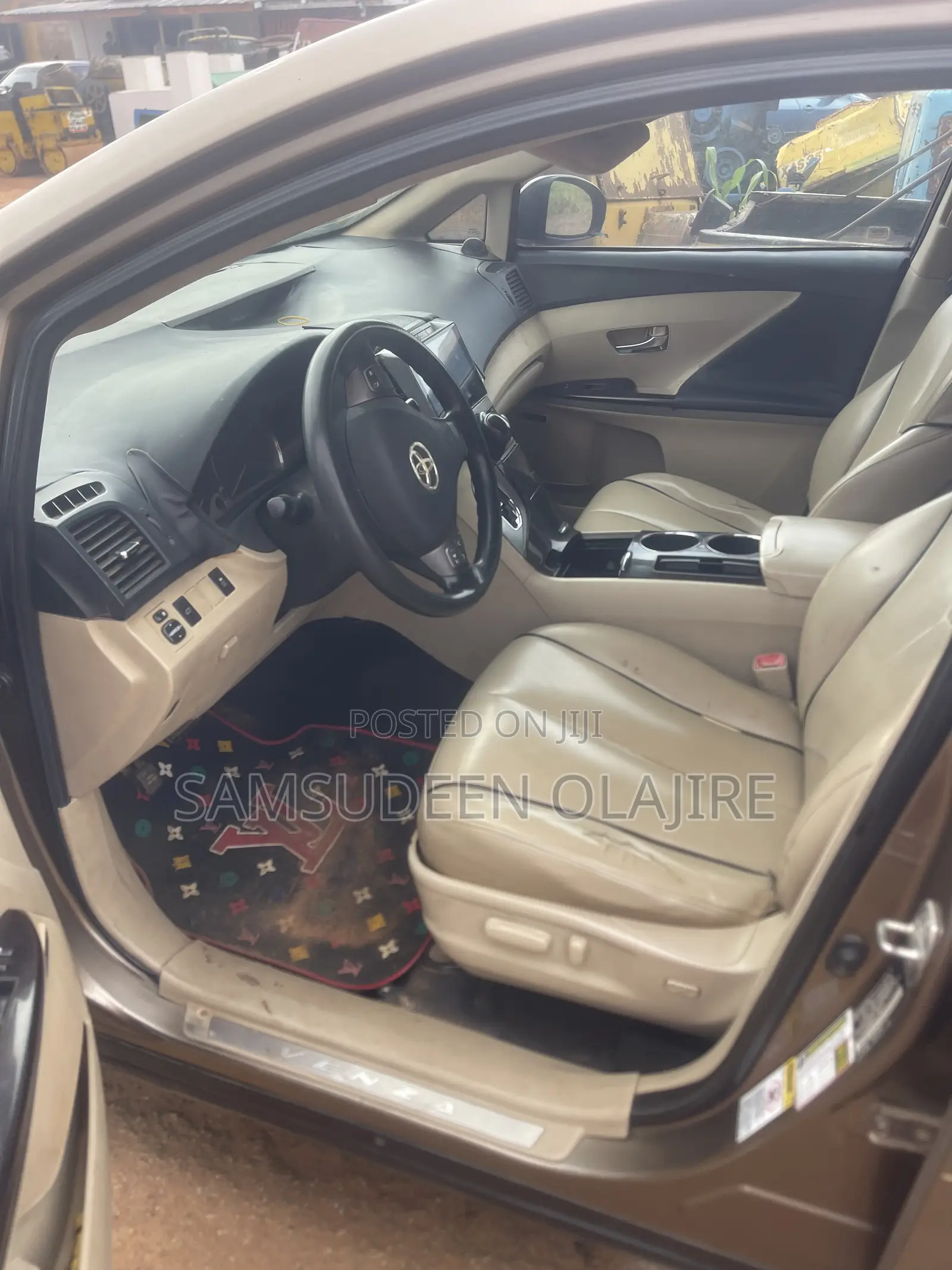 Toyota Venza XLE 2010 Brown
