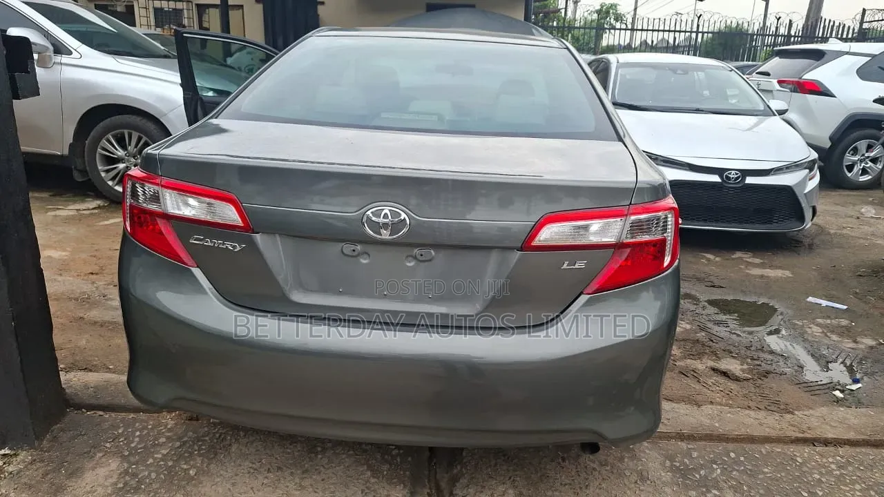Toyota Camry 2013 Gray