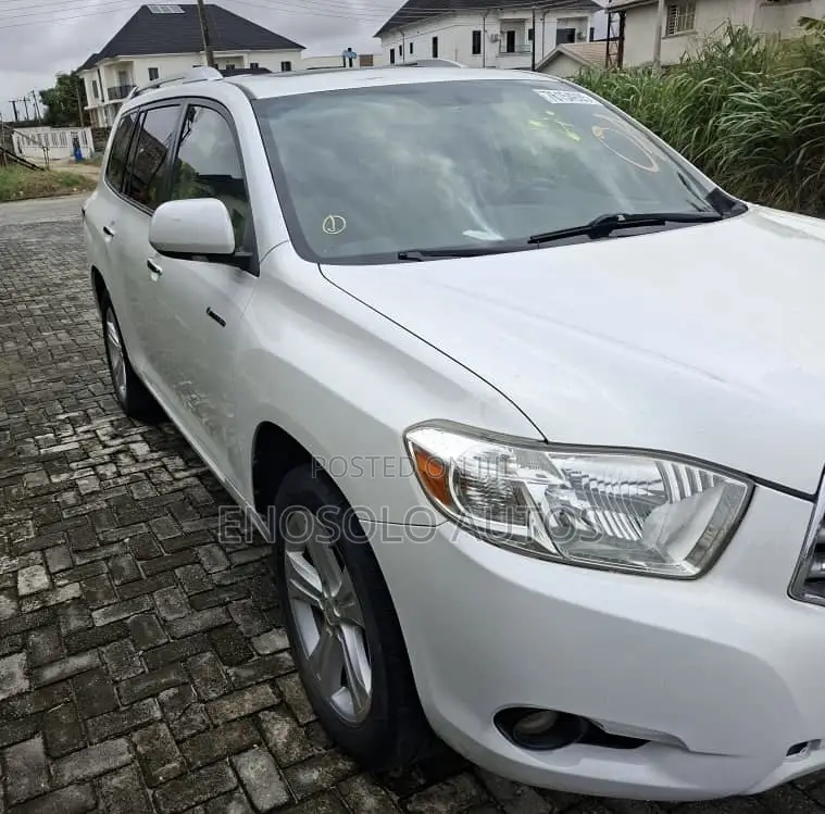 Toyota Highlander 2009 White