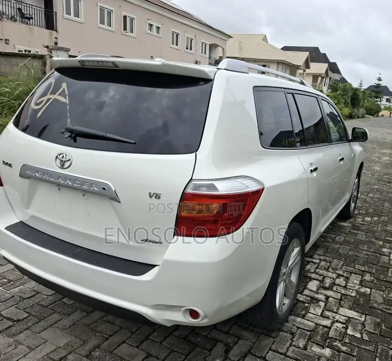 Toyota Highlander 2009 White
