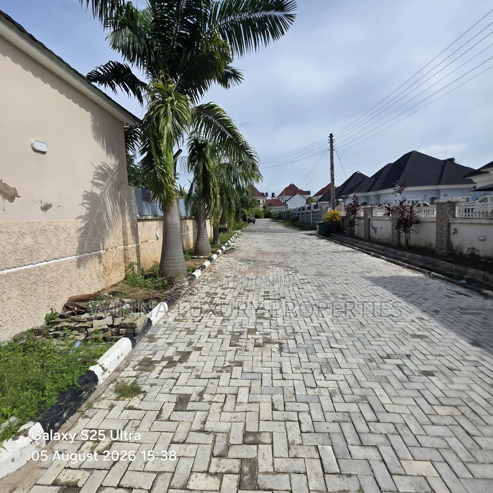 3bdrm Apartment in Directors Estate, Lugbe District for rent