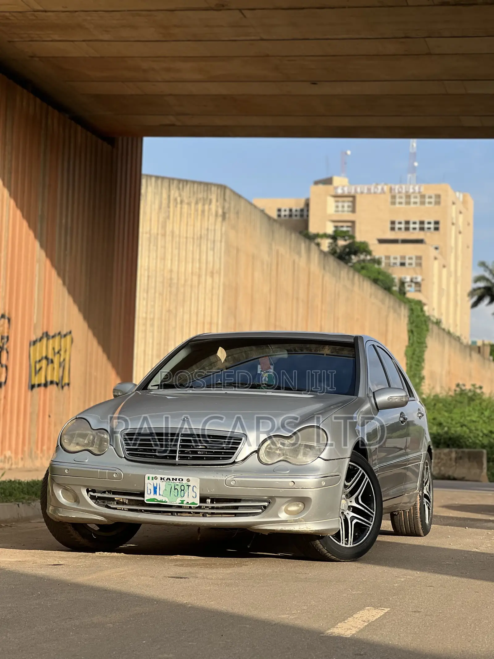 Mercedes-Benz C200 2005 Silver