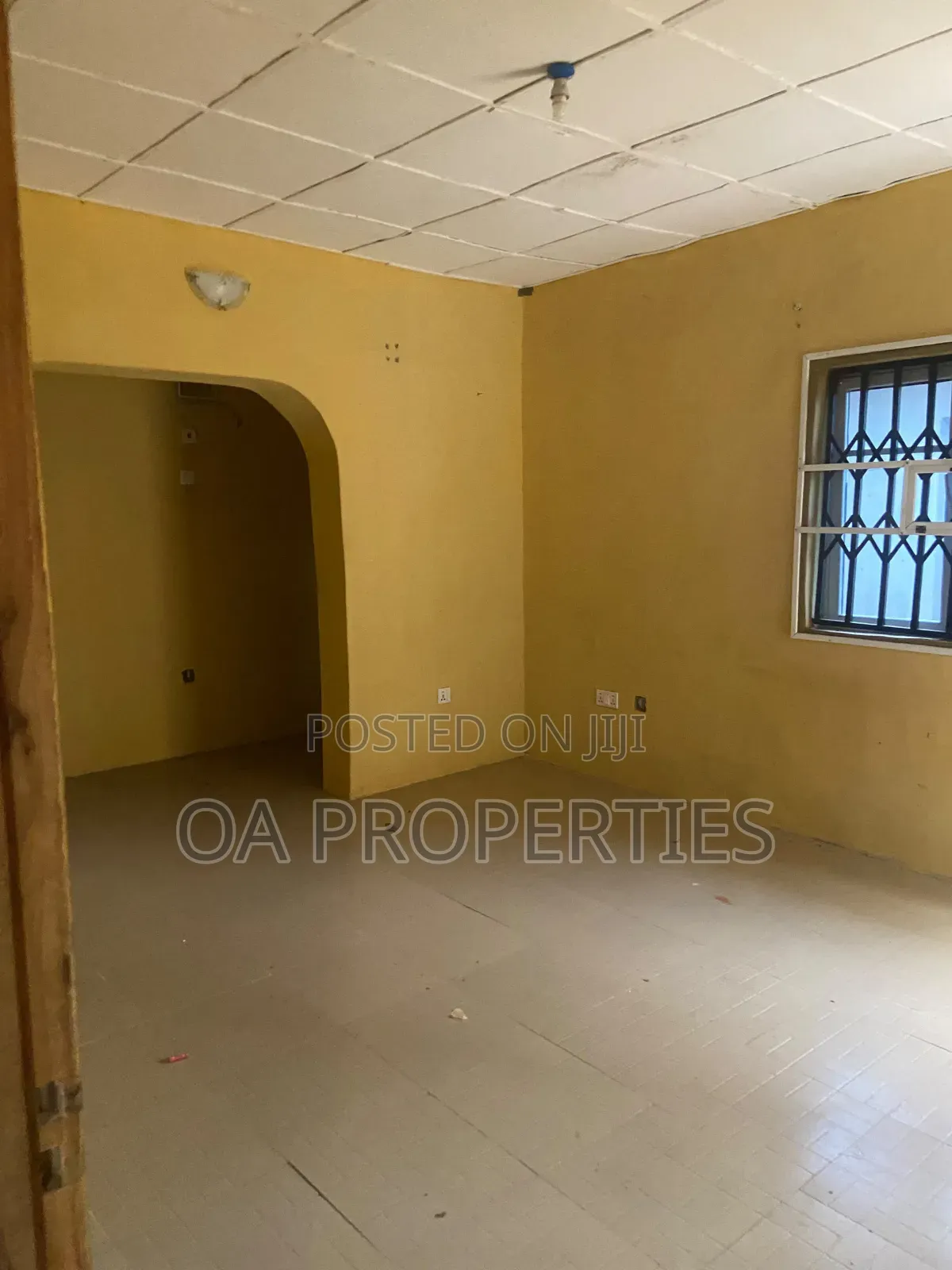 3bdrm Block of Flats in Isokan Estate, Akobo for rent