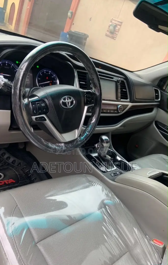 Toyota Highlander 2016 Gray