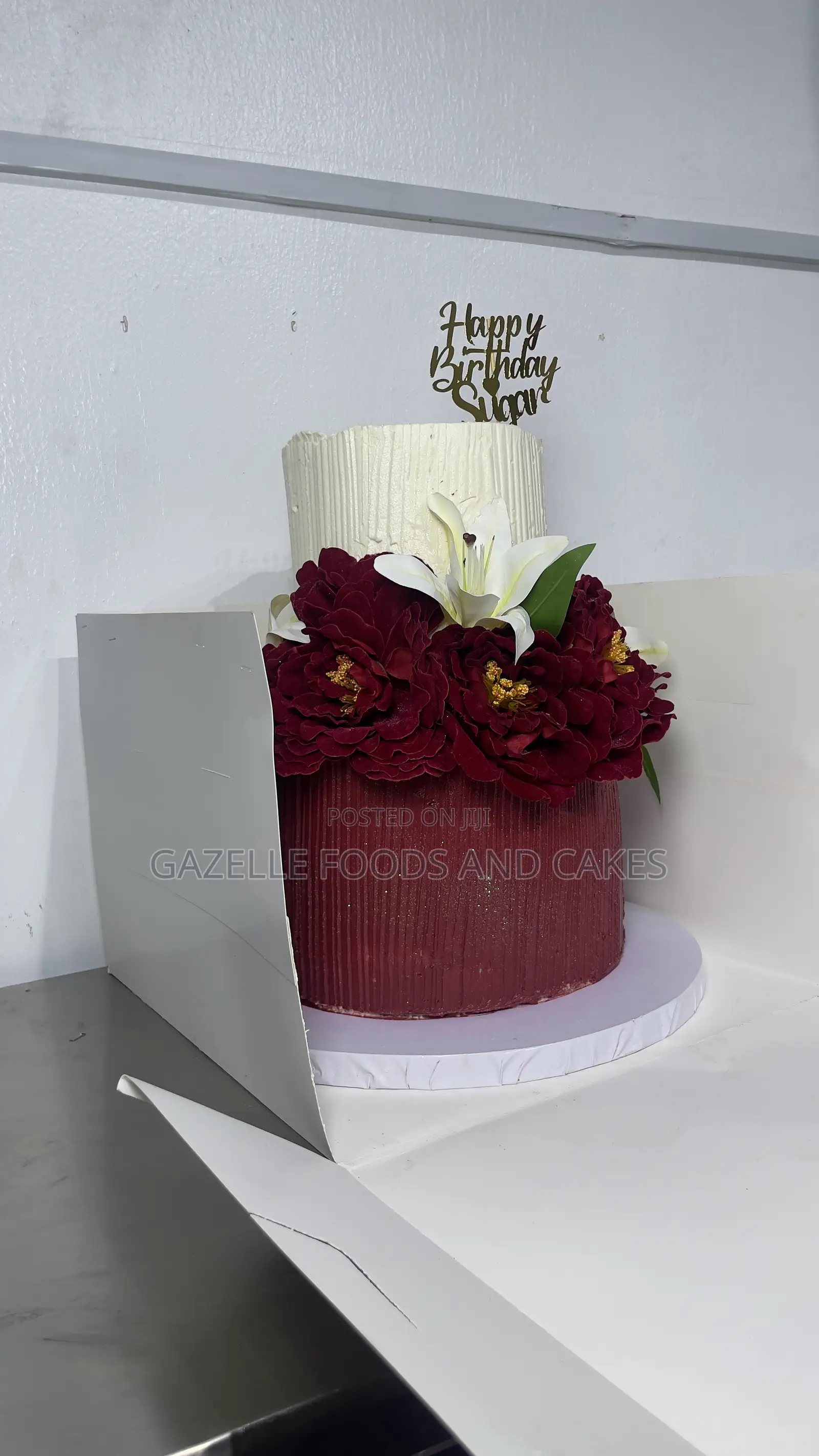 Two Tiered Swiss Buttercream Size 10 and 6inches