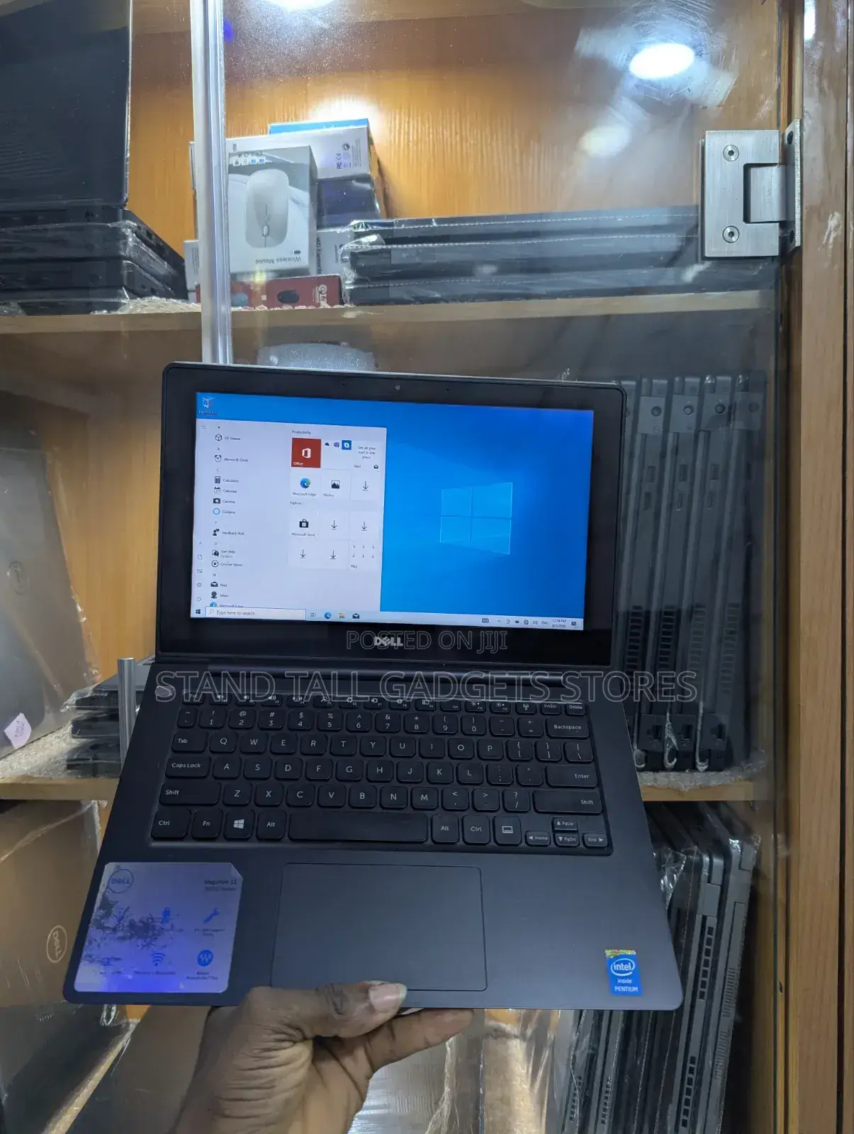 Laptop Dell Inspiron 11 3000 8GB Intel Pentium SSD 128GB