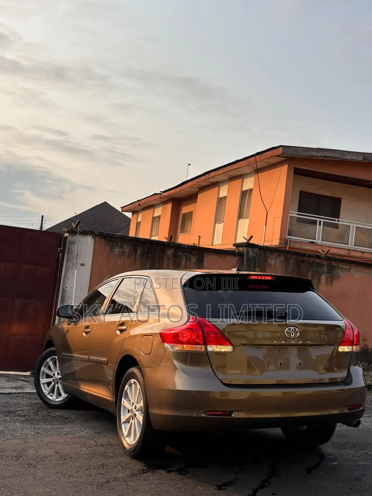 Toyota Venza 2011 Brown