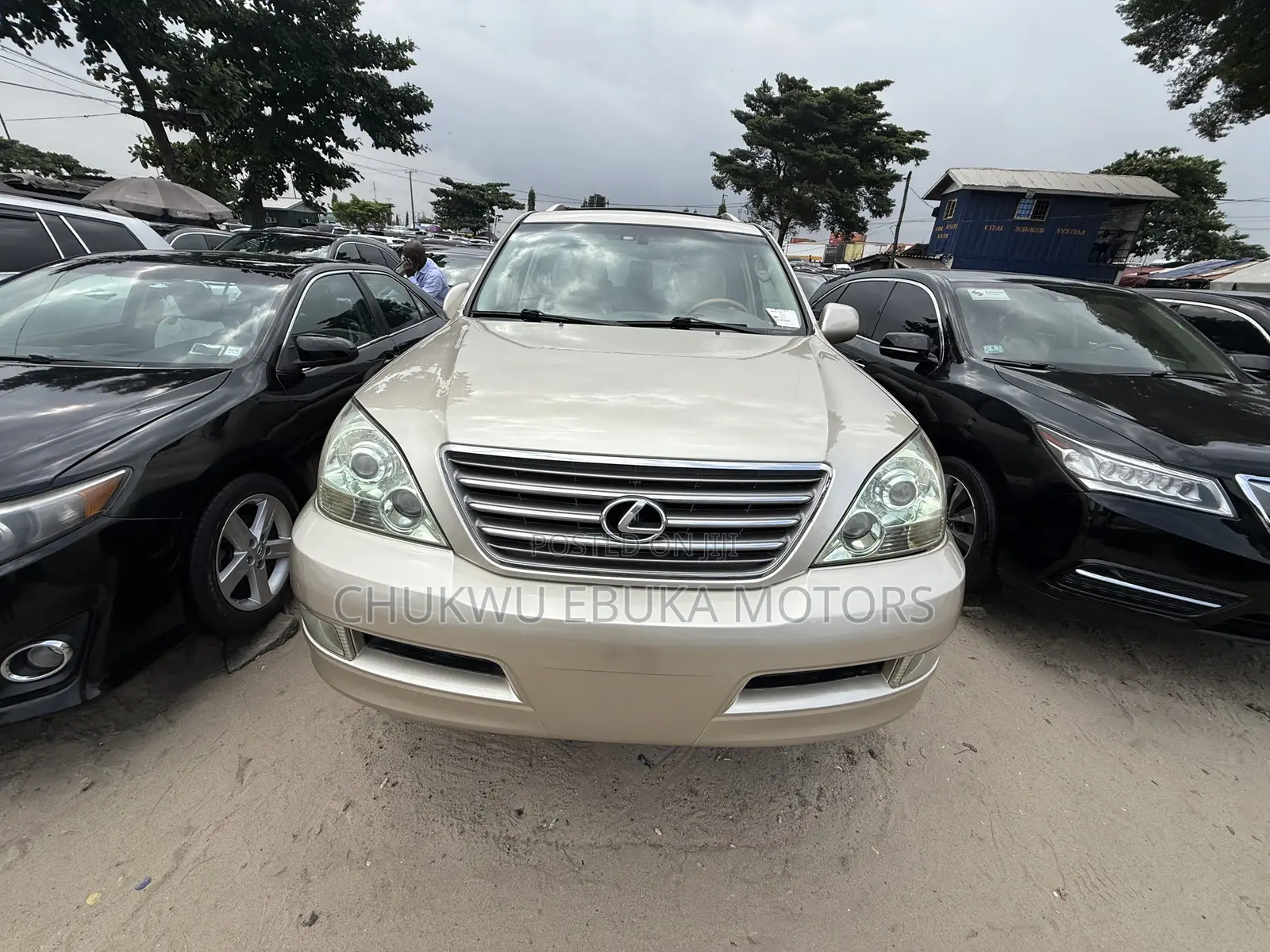 Lexus GX 470 Sport Utility 2006 Gold