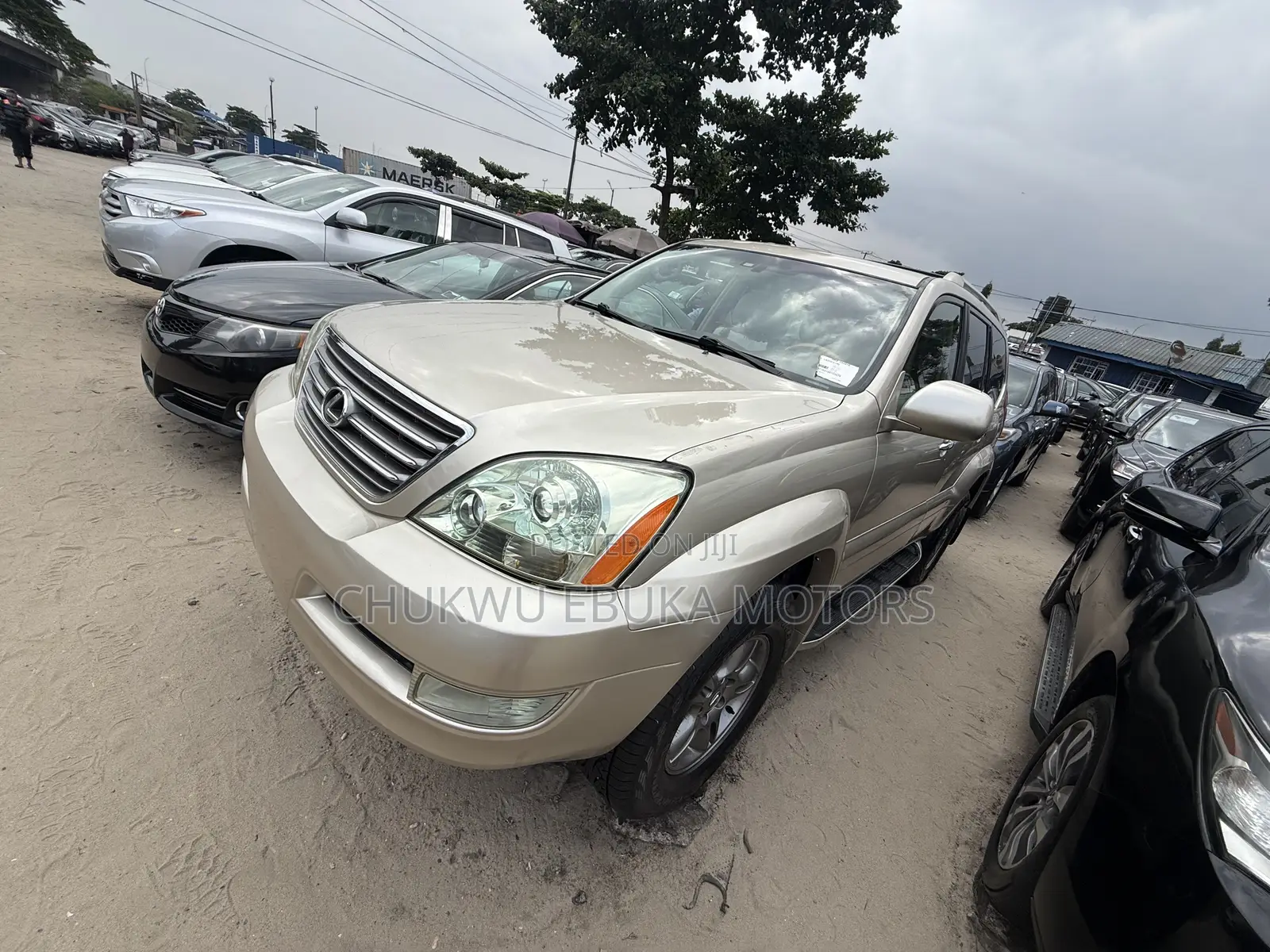Lexus GX 470 Sport Utility 2006 Gold