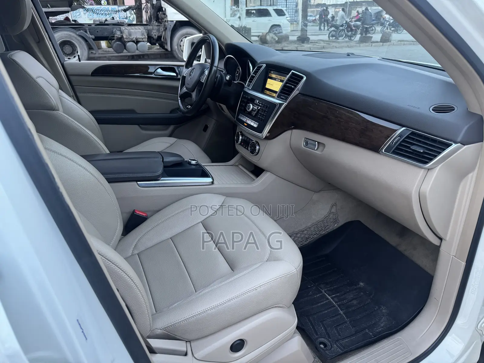 Mercedes-Benz M Class ML 350 4Matic 2012 White