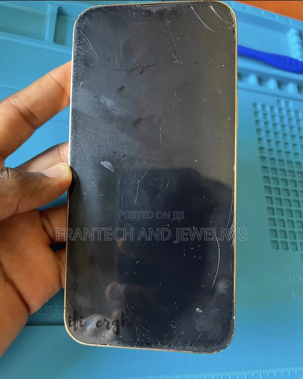 iPhone 11, 12, 13, 14, 15, 16, 17 Screen & General Repair Service