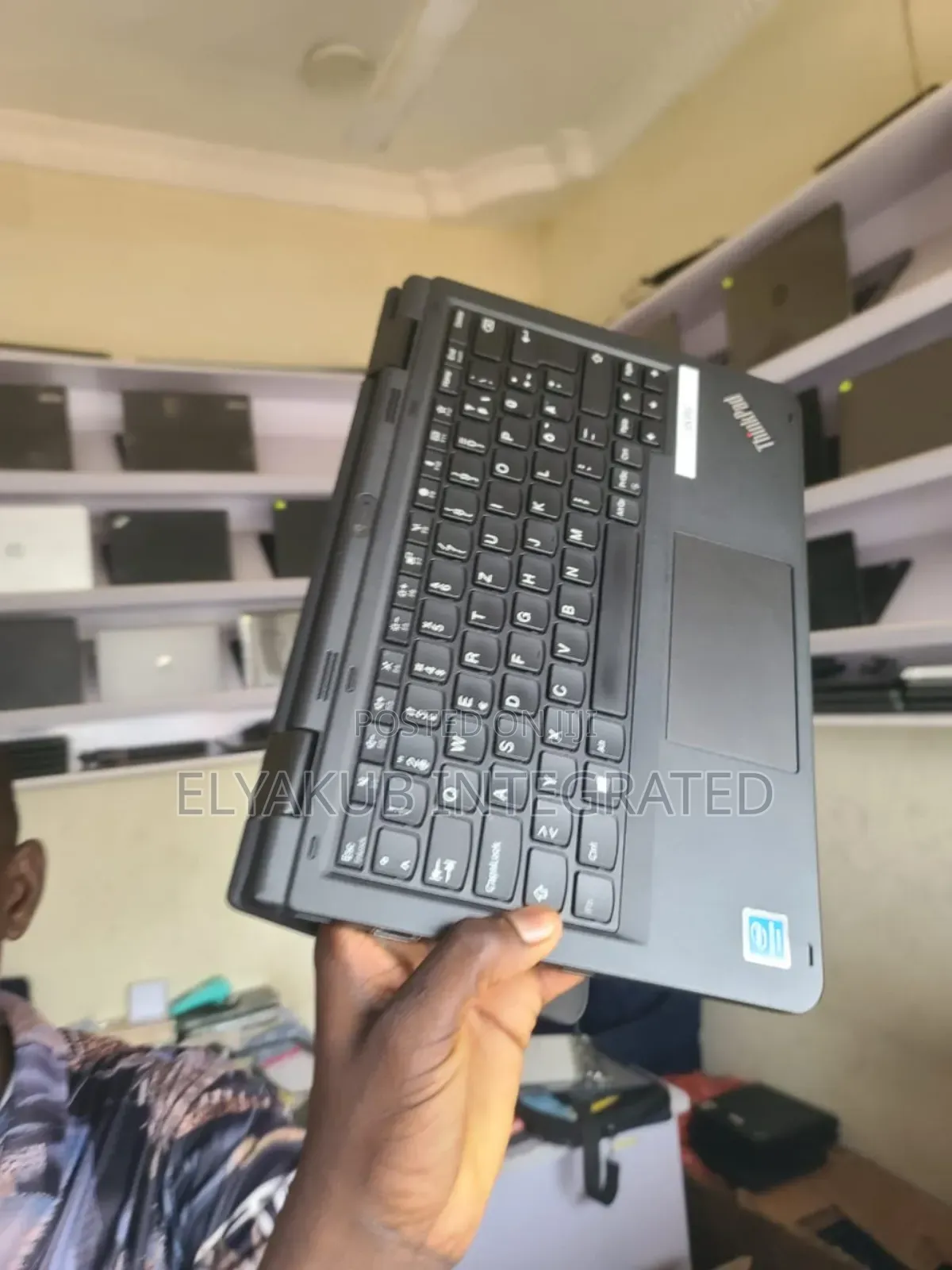 New Laptop Lenovo Yoga 11e 8GB Intel SSD 128GB