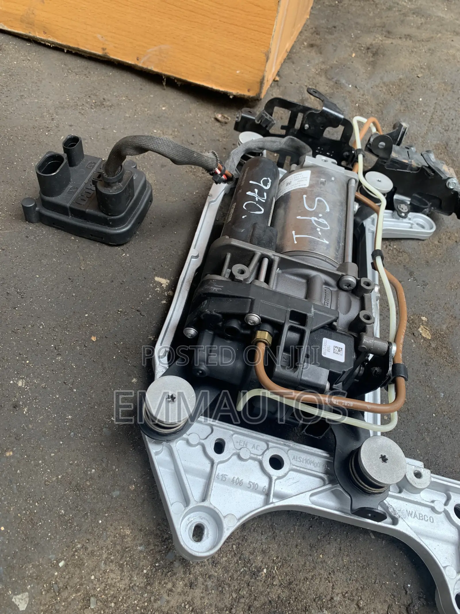 Balloon Pump Bentley Bentayga, Lamborghini Urs