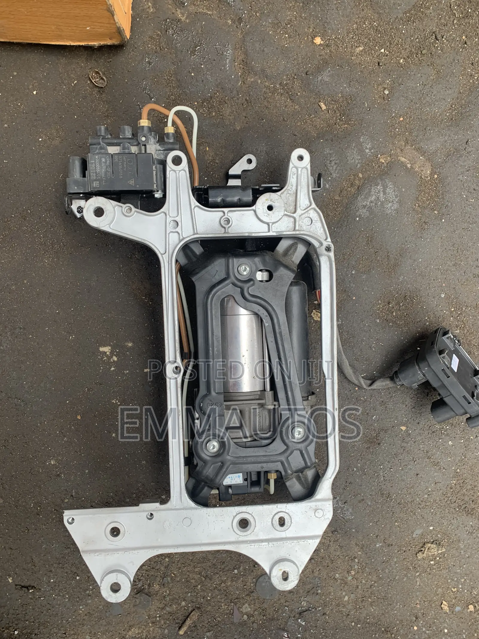 Balloon Pump Bentley Bentayga, Lamborghini Urs