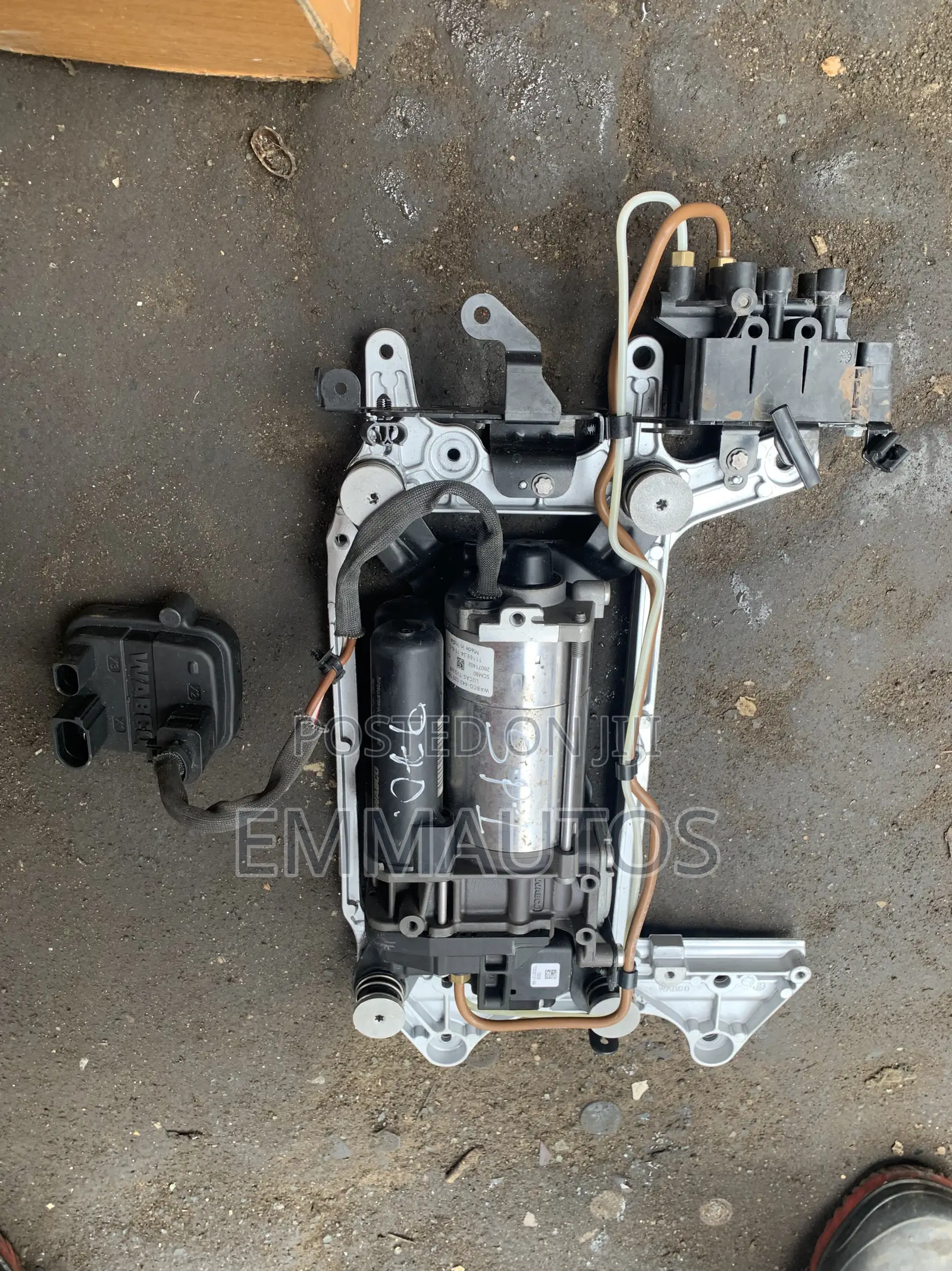 Balloon Pump Bentley Bentayga, Lamborghini Urs
