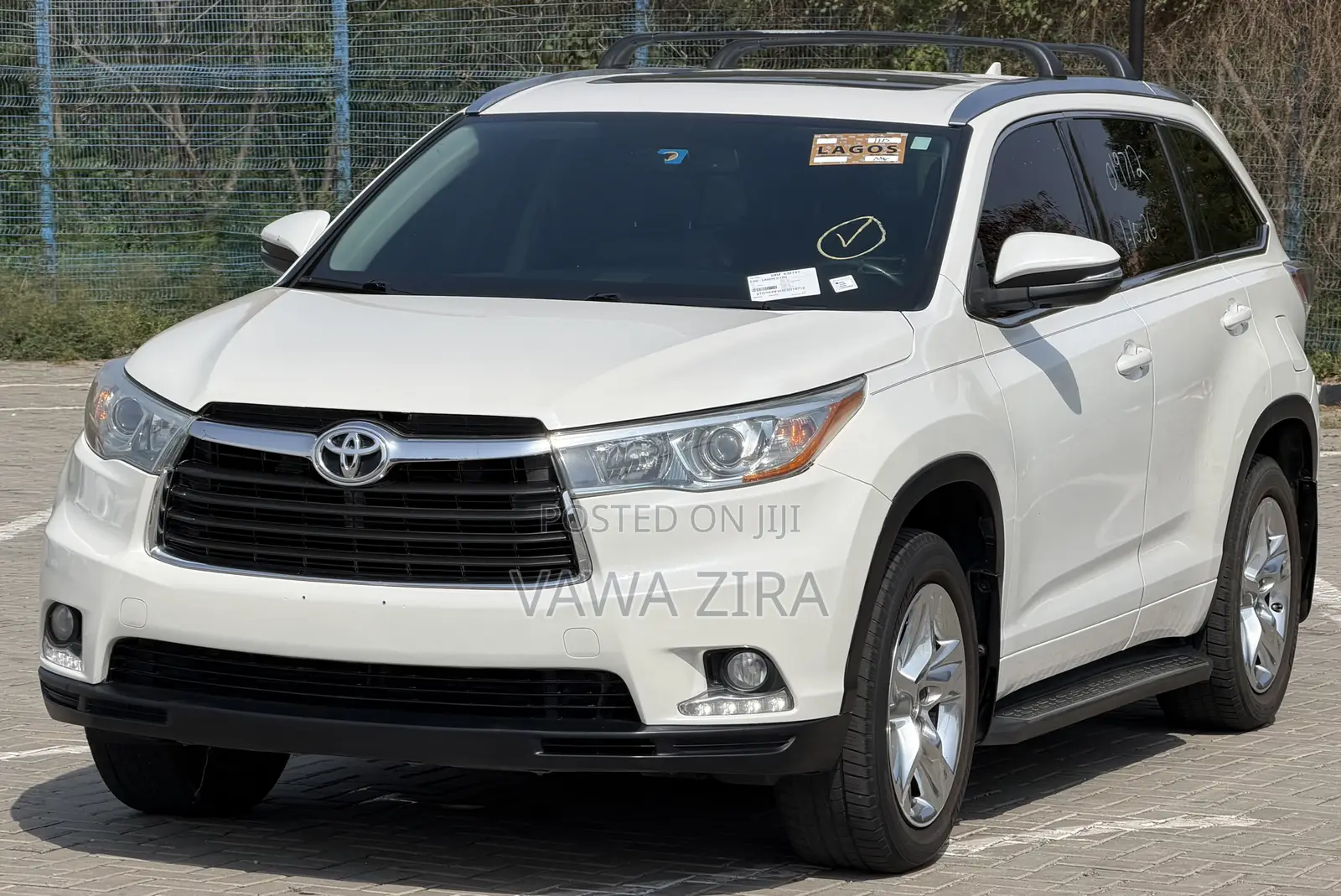 Toyota Highlander Limited 4dr SUV AWD (3.5L 6cyl 6A) 2014 White