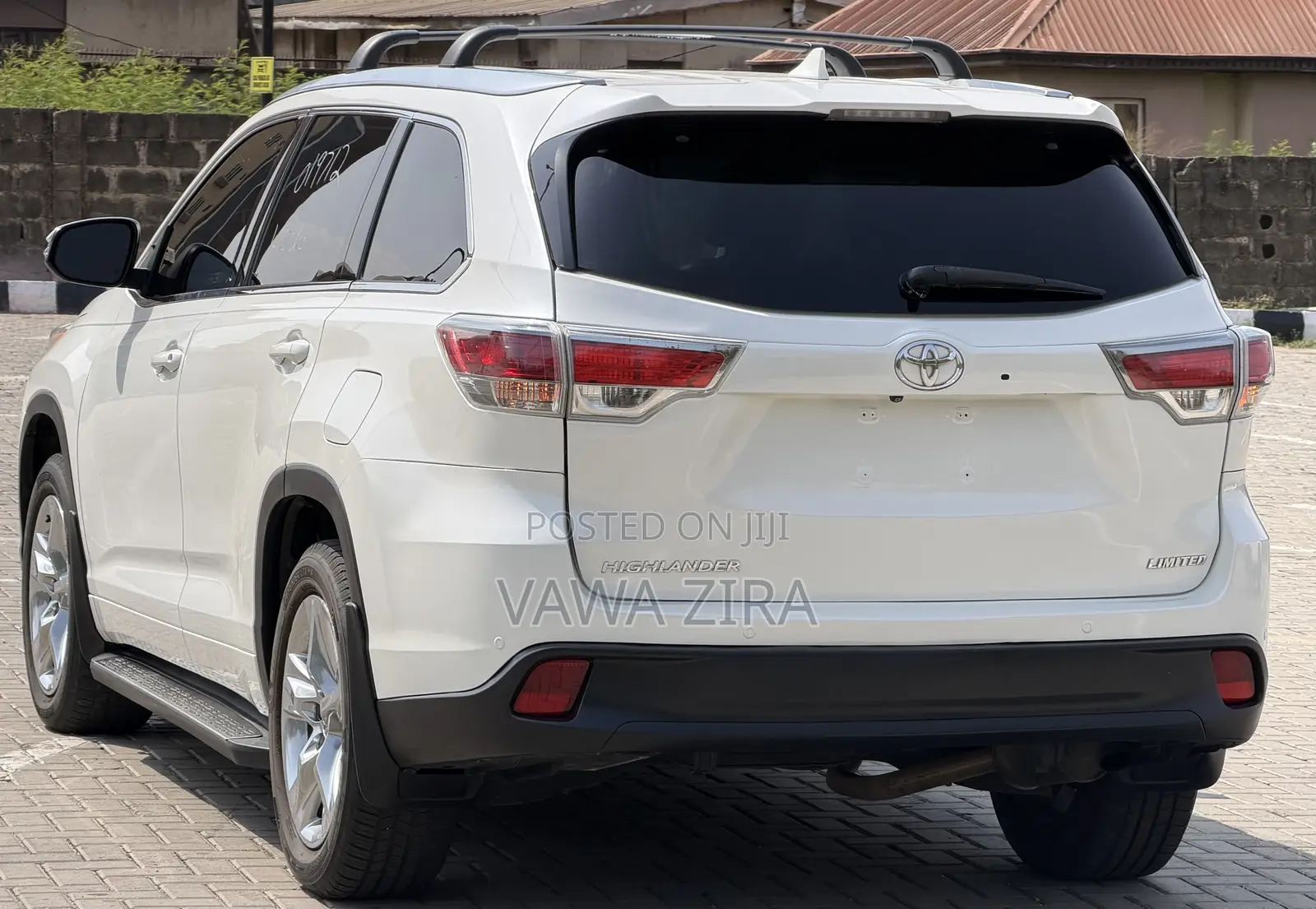 Toyota Highlander Limited 4dr SUV AWD (3.5L 6cyl 6A) 2014 White