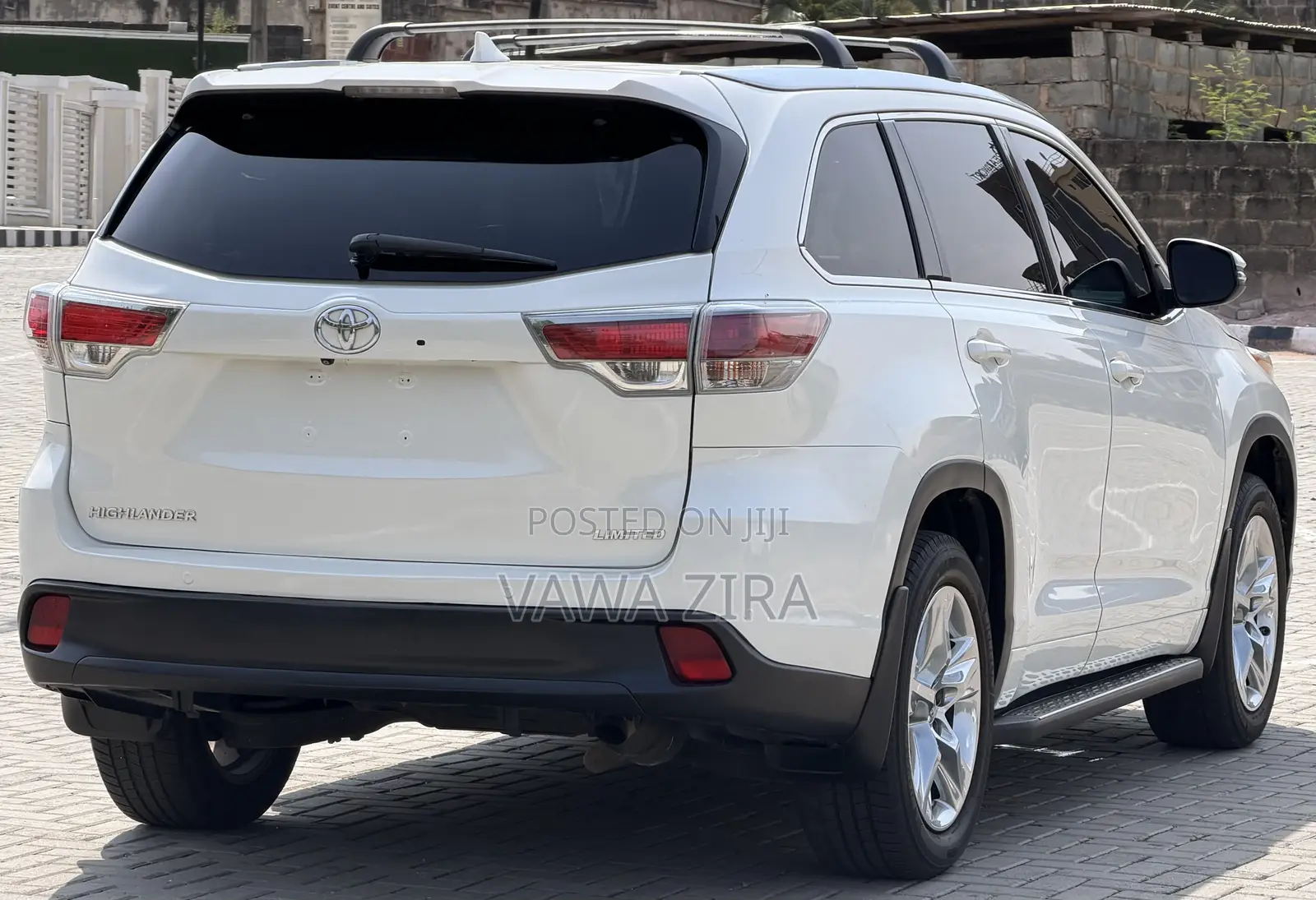 Toyota Highlander Limited 4dr SUV AWD (3.5L 6cyl 6A) 2014 White