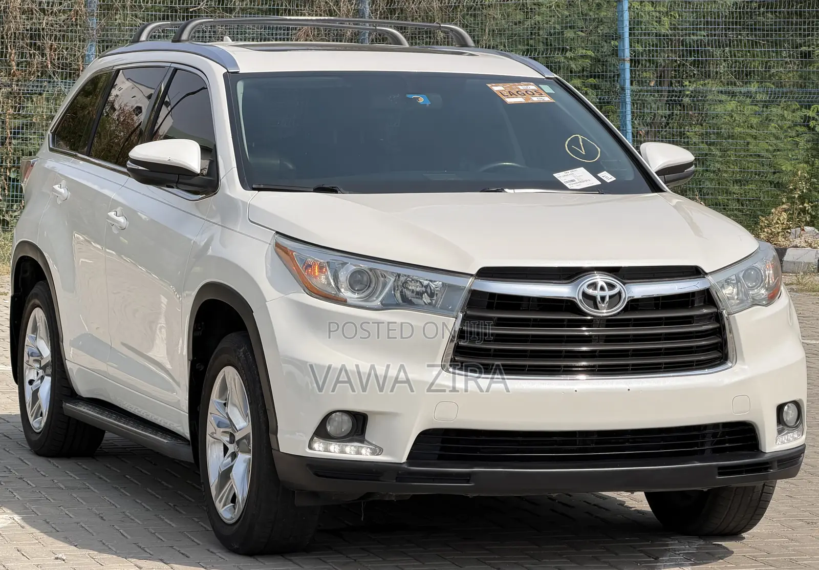 Toyota Highlander Limited 4dr SUV AWD (3.5L 6cyl 6A) 2014 White