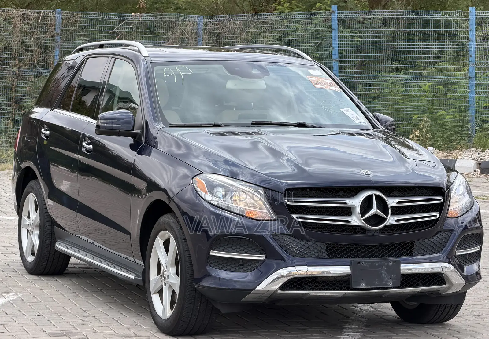 Mercedes-Benz GLE-Class GLE 350 2017 Blue