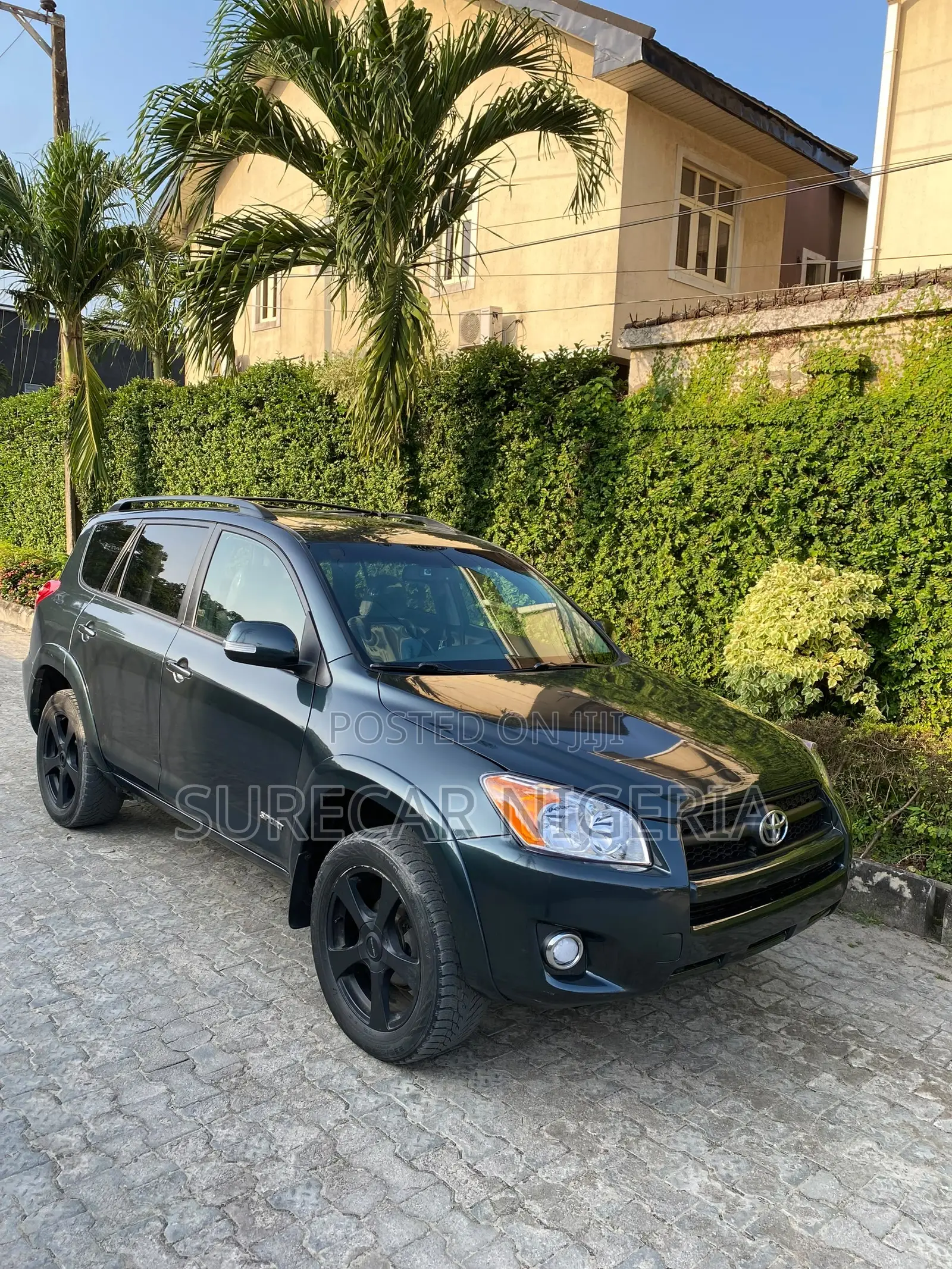 Toyota RAV4 LE 4dr SUV AWD (2.5L 4cyl 6A) 2014 Gray