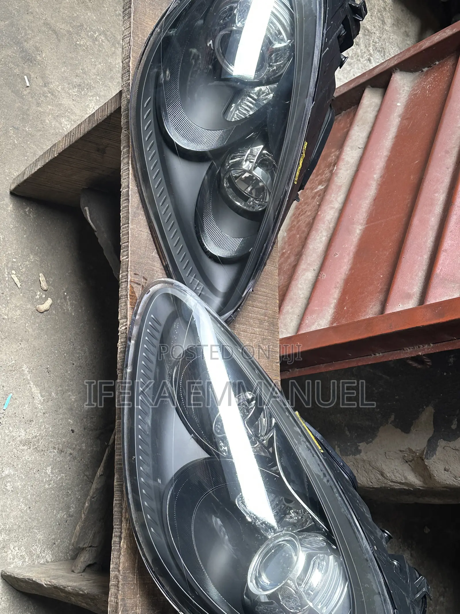 Headlights Porsche Cayenne 2013