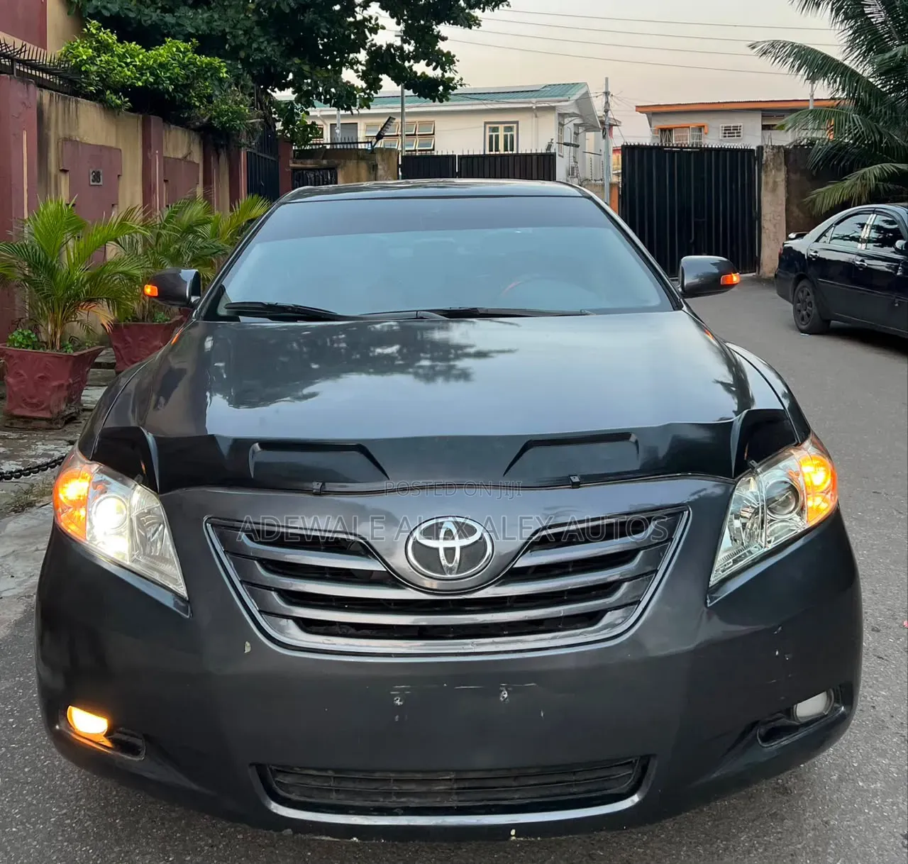 Toyota Camry XLE 4dr Sedan (2.4 4cyl 5A) 2008 Gray