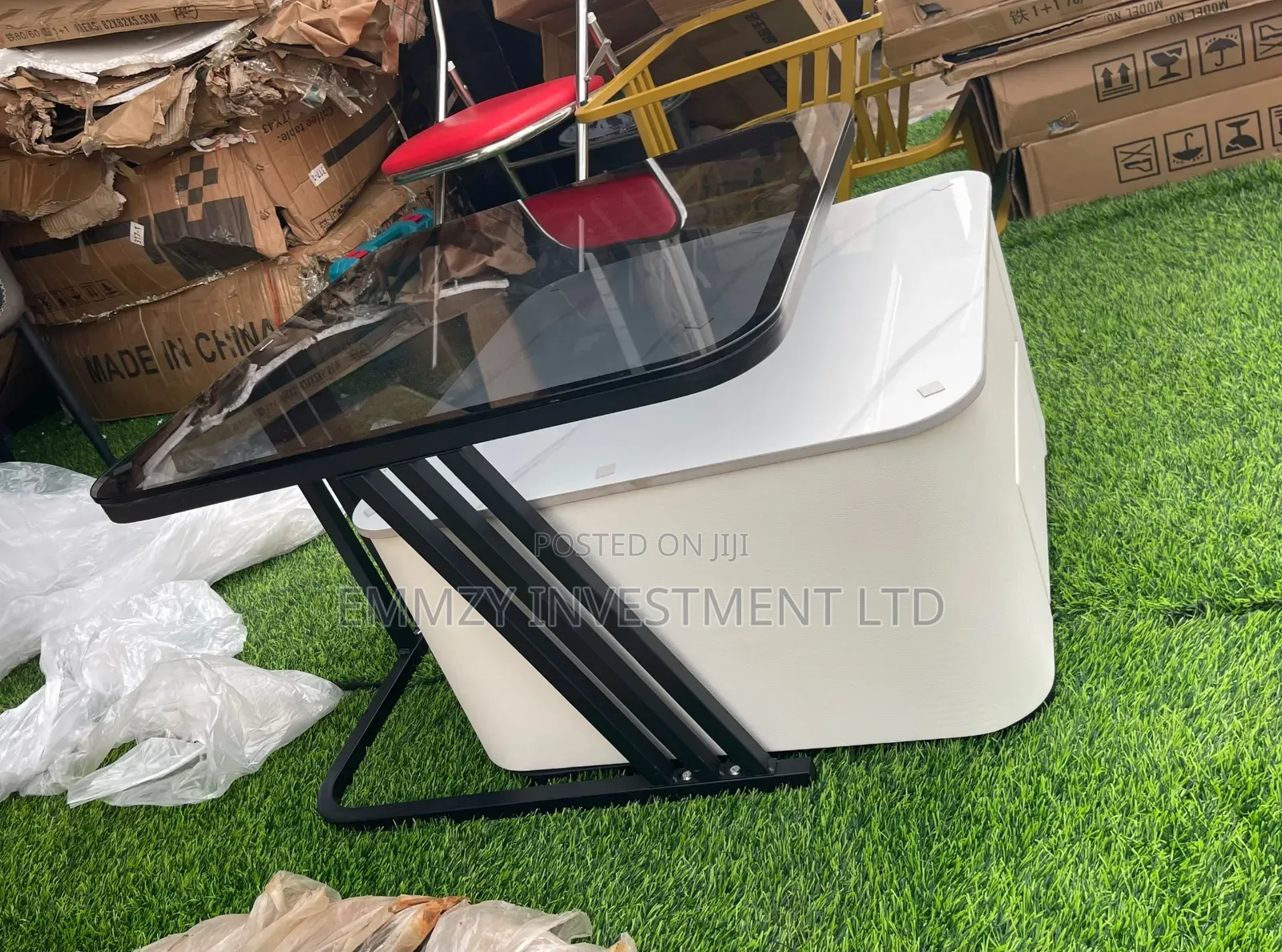 Very Good Quality 2in1 Luxury Center Table Available