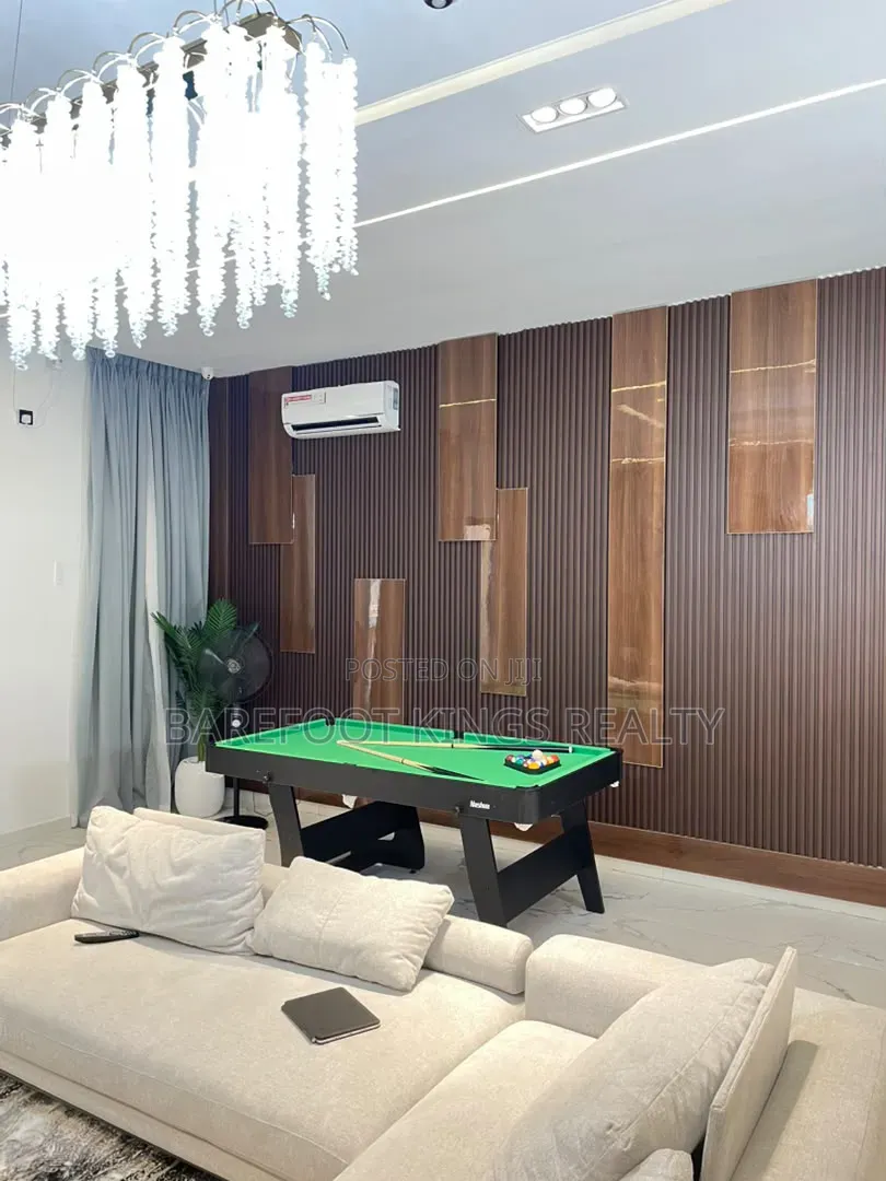 Luxury 4BEDROOM Terrace Duplex