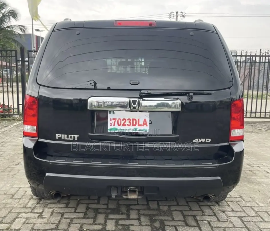 Honda Pilot 2011 Black